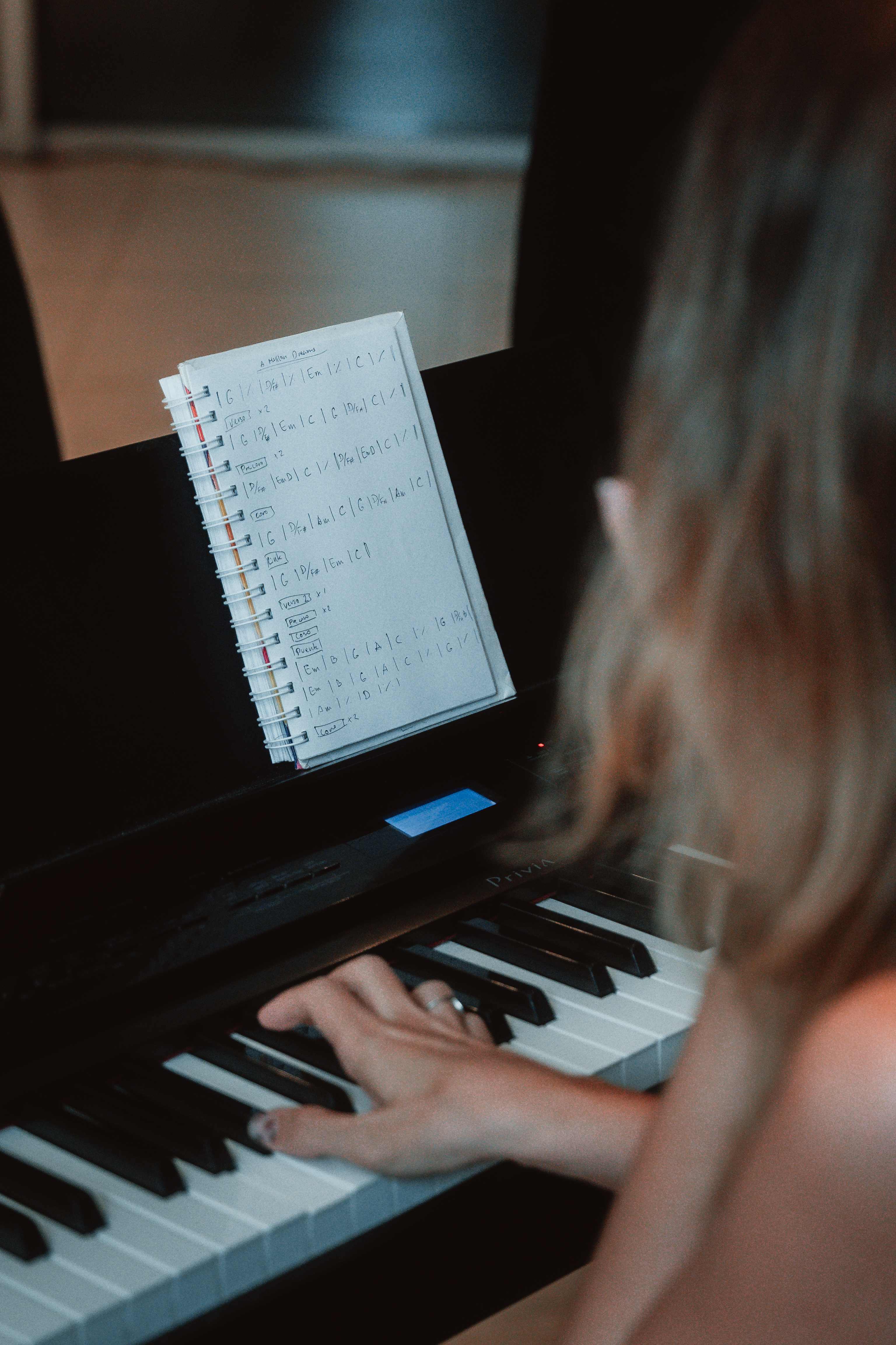 Material del curso VOCAL WARM UPS - ejercicios y partituras